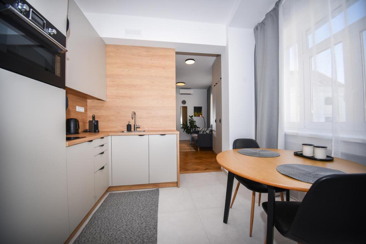 City Center Studio - Comfy & Modern Pressburg Exterior foto