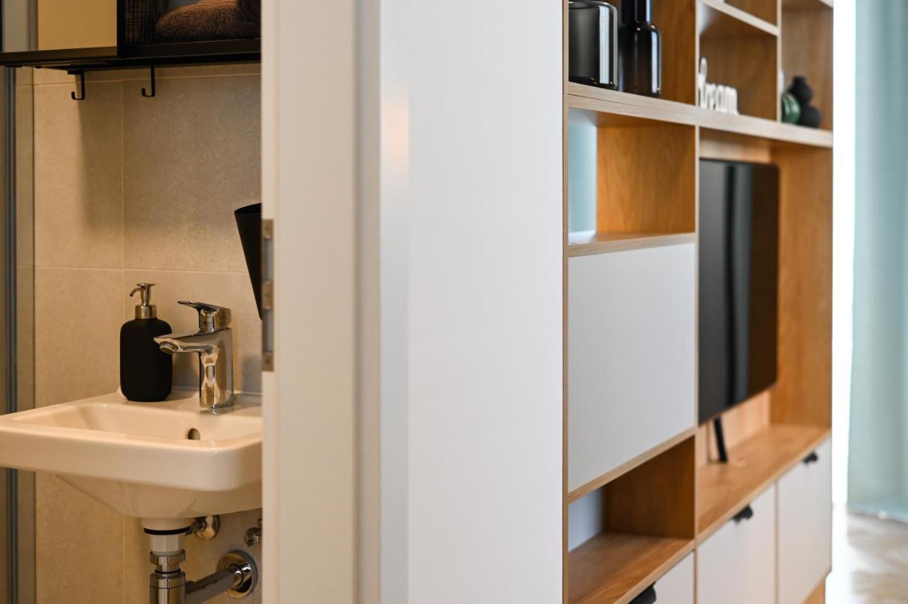 City Center Studio - Comfy & Modern Pressburg Exterior foto