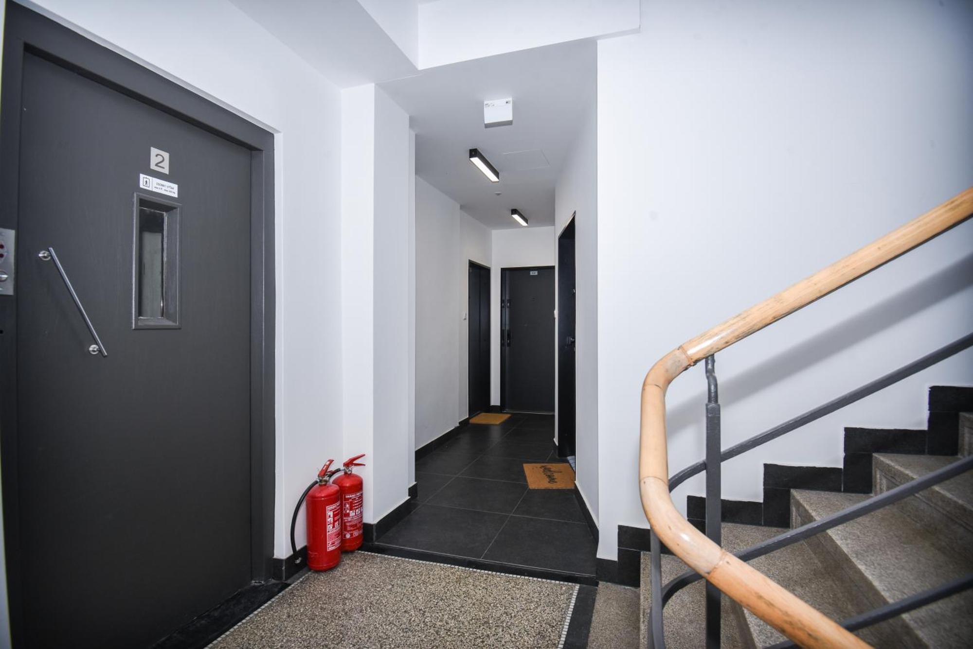 City Center Studio - Comfy & Modern Pressburg Exterior foto